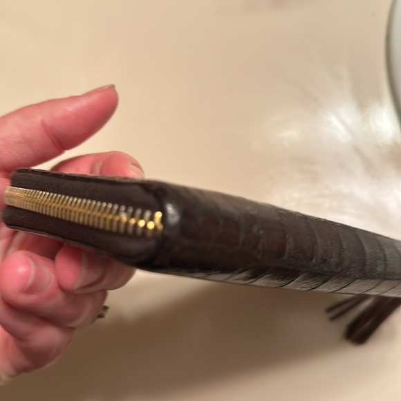 Miu Miu croc embossed wallet - Picture 4 of 10